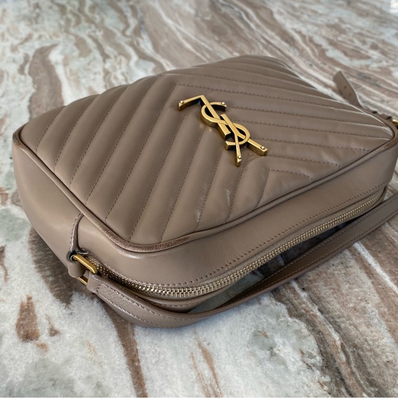 Saint Laurent Lou Medium YSL Camera Bag in Taupe - Picture 4 of 13